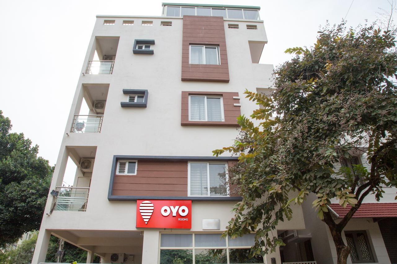 Oyo 9702 Hebbal Hotel Bangalore Exterior photo