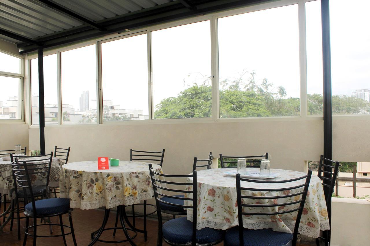 Oyo 9702 Hebbal Hotel Bangalore Exterior photo